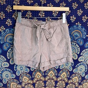 🦋5/20$🦋 tan casual shorts
